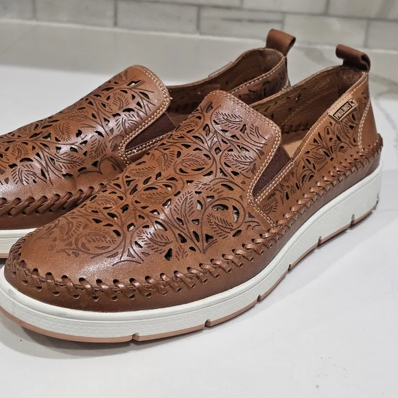Pikolinos Tenerife Perforated laser cut Leather Loafers sneakers 10/10.5 41 - Picture 2 of 9